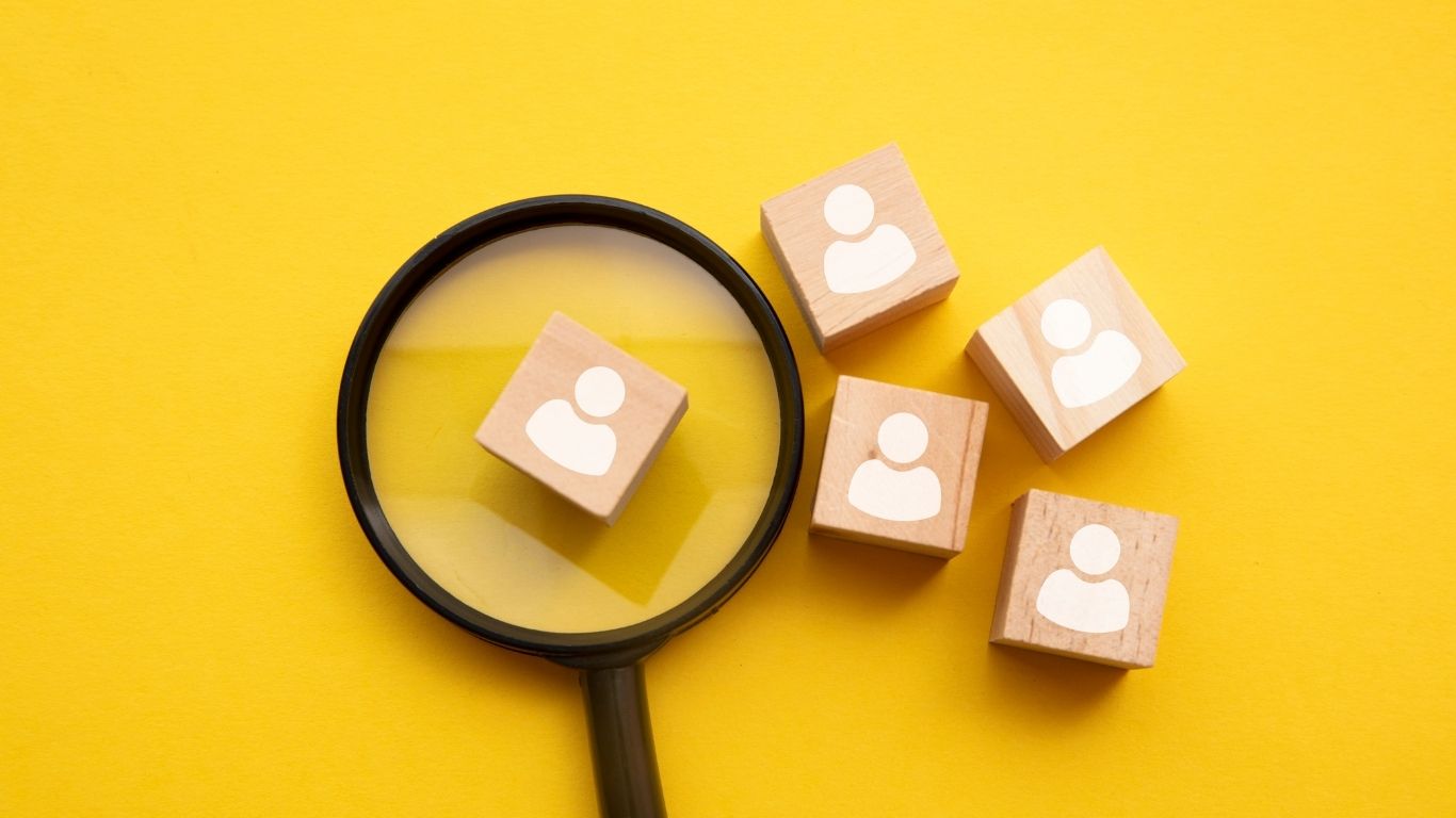 Read more about the article Your Ultimate Guide to Finding the Right Candidates